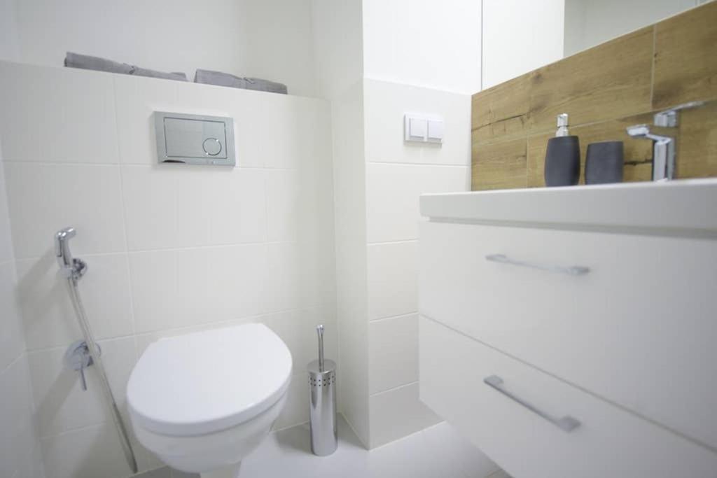 Bliska Wola Expo Central Apartment Варшава Екстериор снимка